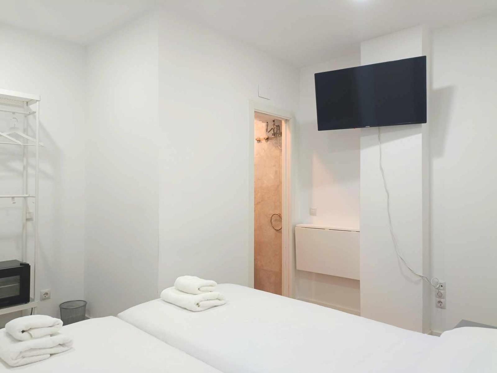 Casa De Huespedes 12 Octubre Rooms Madrid Extérieur photo