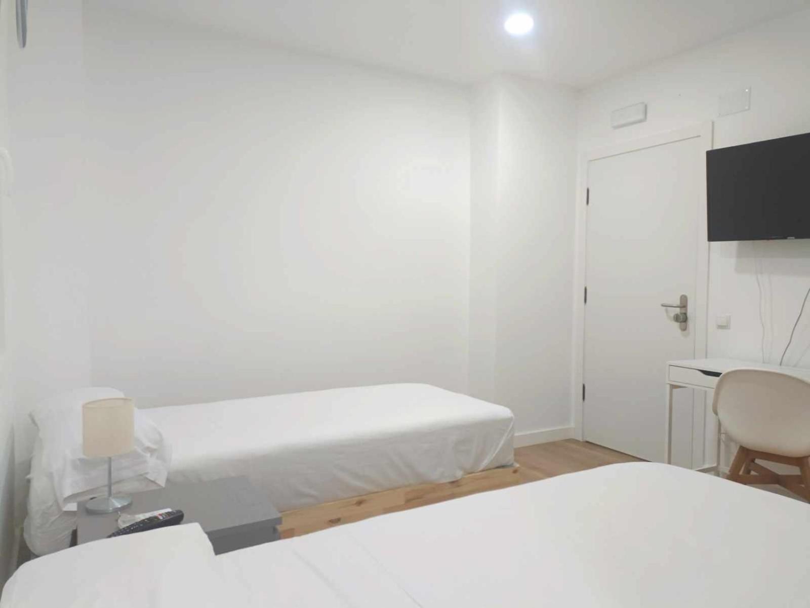 Casa De Huespedes 12 Octubre Rooms Madrid Extérieur photo