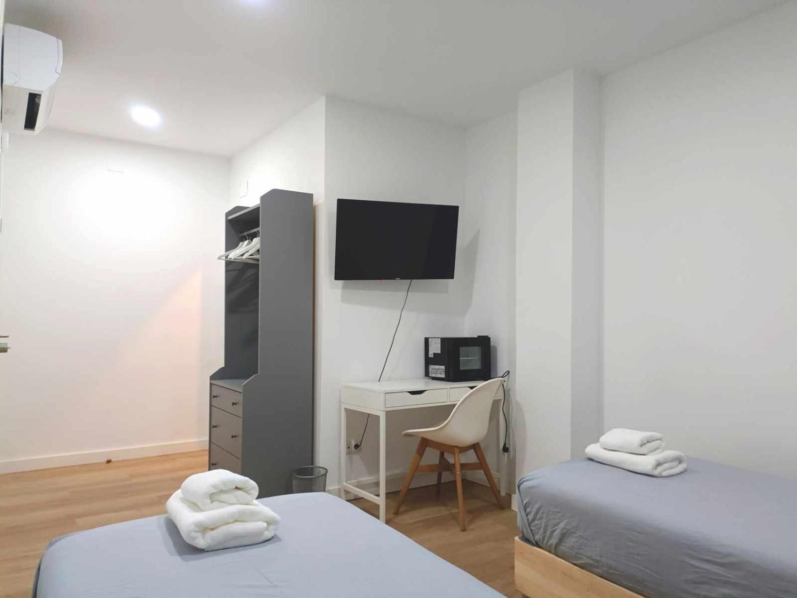 Casa De Huespedes 12 Octubre Rooms Madrid Extérieur photo