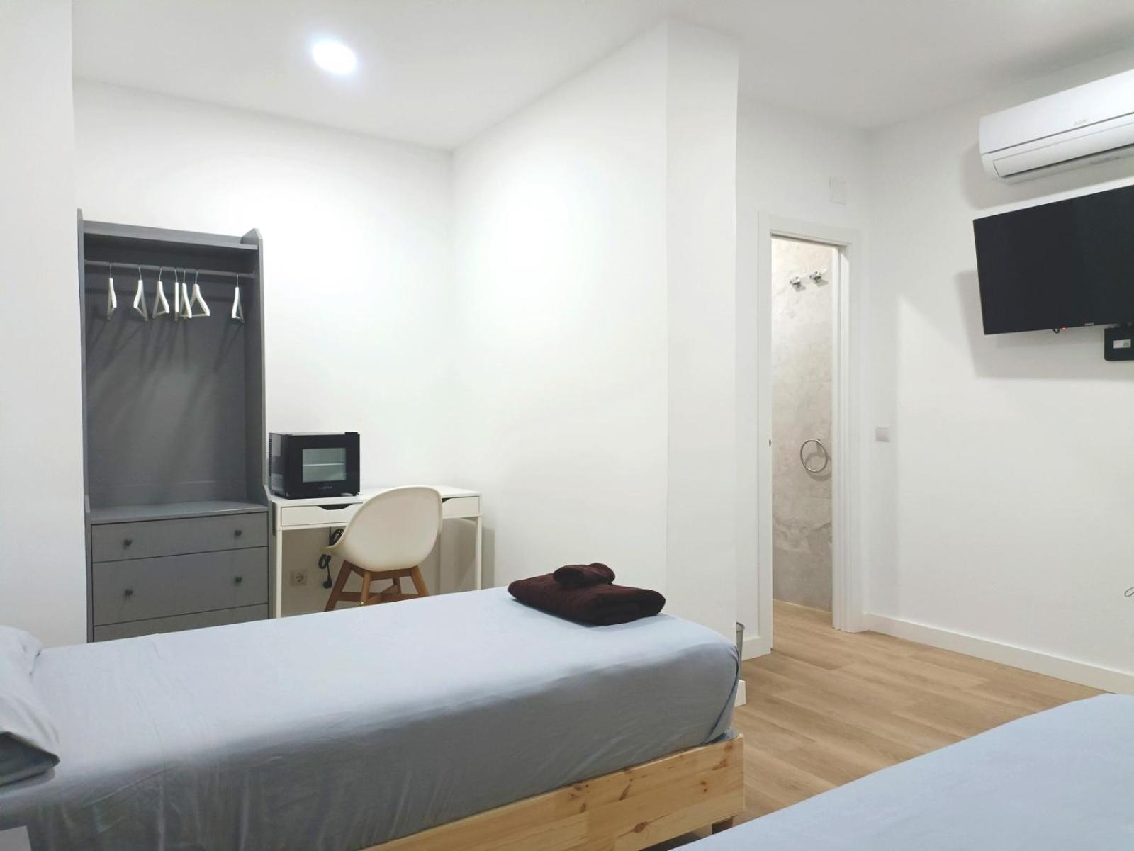 Casa De Huespedes 12 Octubre Rooms Madrid Extérieur photo