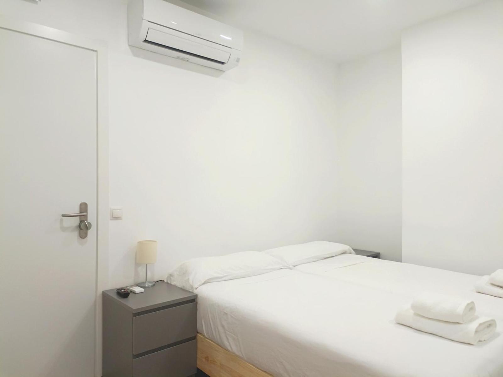 Casa De Huespedes 12 Octubre Rooms Madrid Extérieur photo